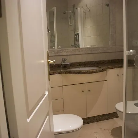 Apartamento Pie De La Torre Granada